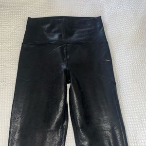 NWOT aerie offline faux leather leggings